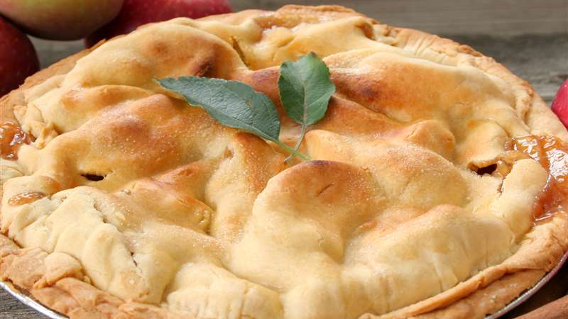 Apple pie with Hazelnut Halawa El Rashidi El Mizan 